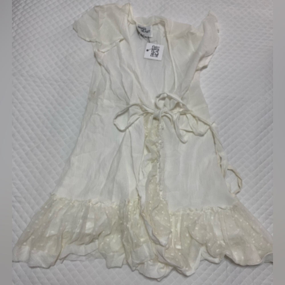Paper heart white wrap lace dress NWT